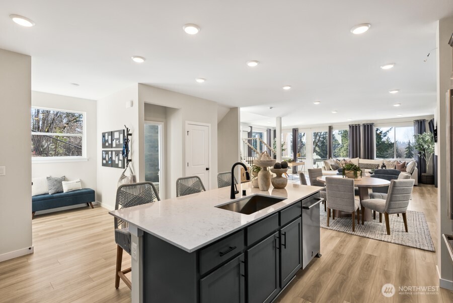 4004 Aberdeen Way NE Renton WA 98056