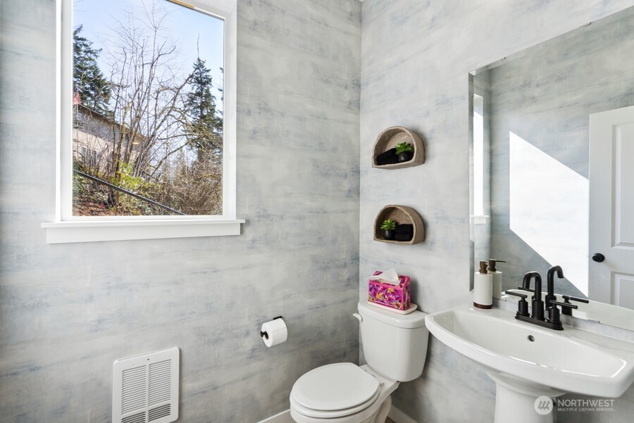 4004 Aberdeen Way NE Renton WA 98056