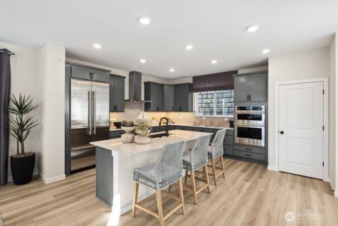 4004 Aberdeen Way NE Renton WA 98056