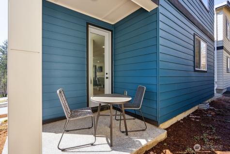 4004 Aberdeen Way NE Renton WA 98056