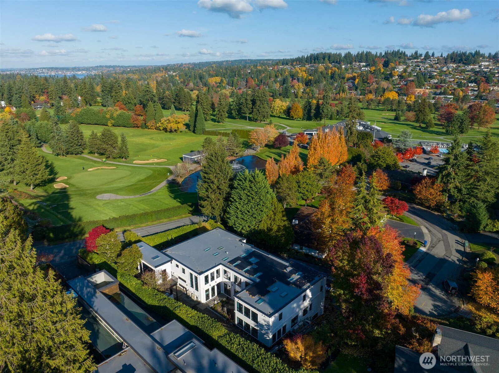 1525 79th Place NE Medina WA 98039