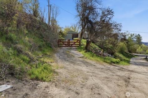 380 Elmer City Access Road Coulee Dam WA 99116