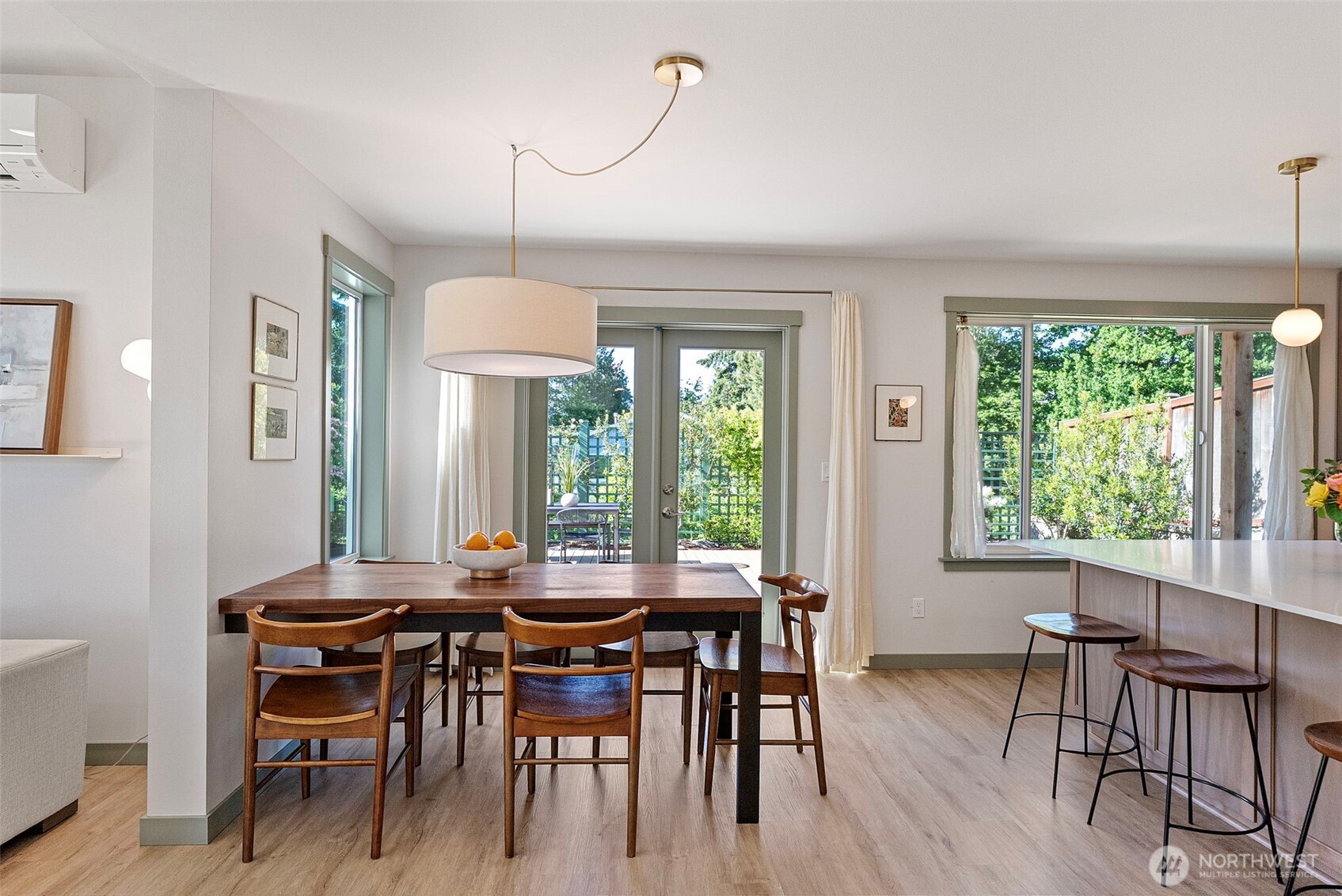 503 5th Street Steilacoom WA 98388