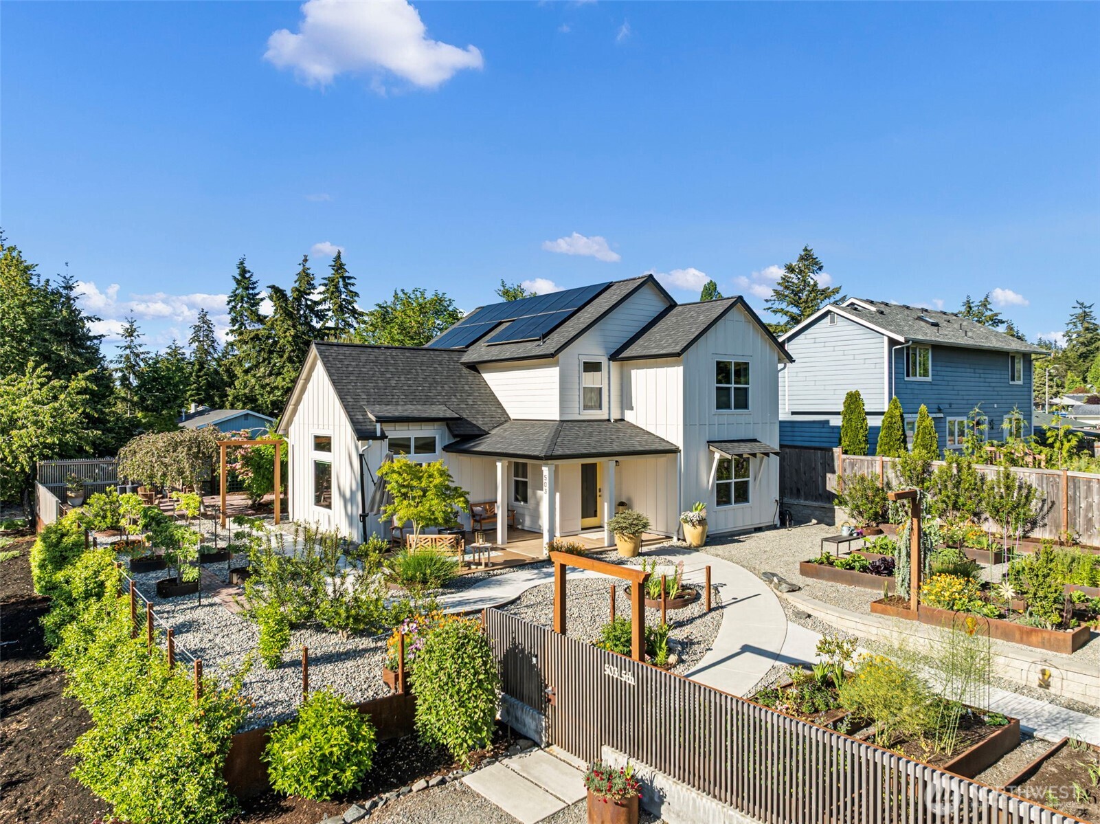 503 5th Street Steilacoom WA 98388
