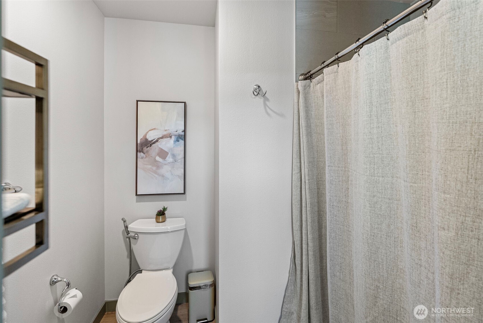 503 5th Street Steilacoom WA 98388