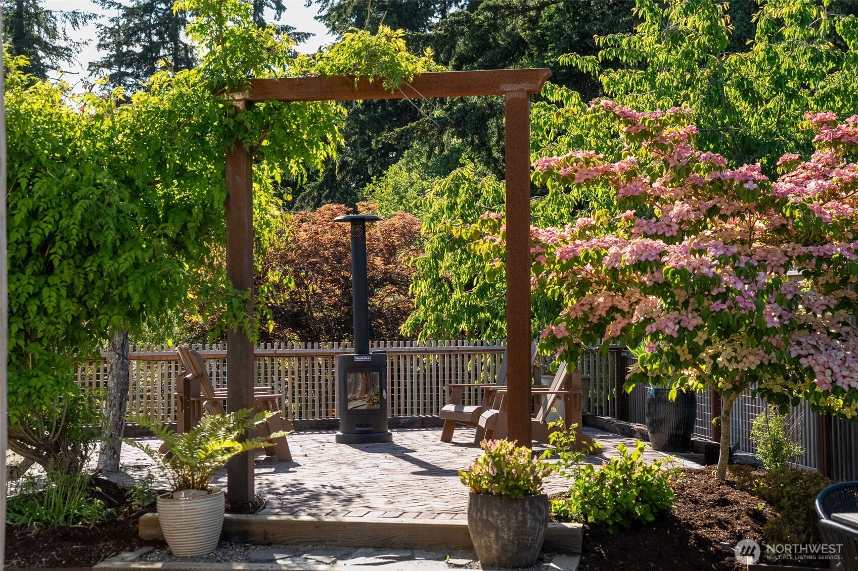 503 5th Street Steilacoom WA 98388