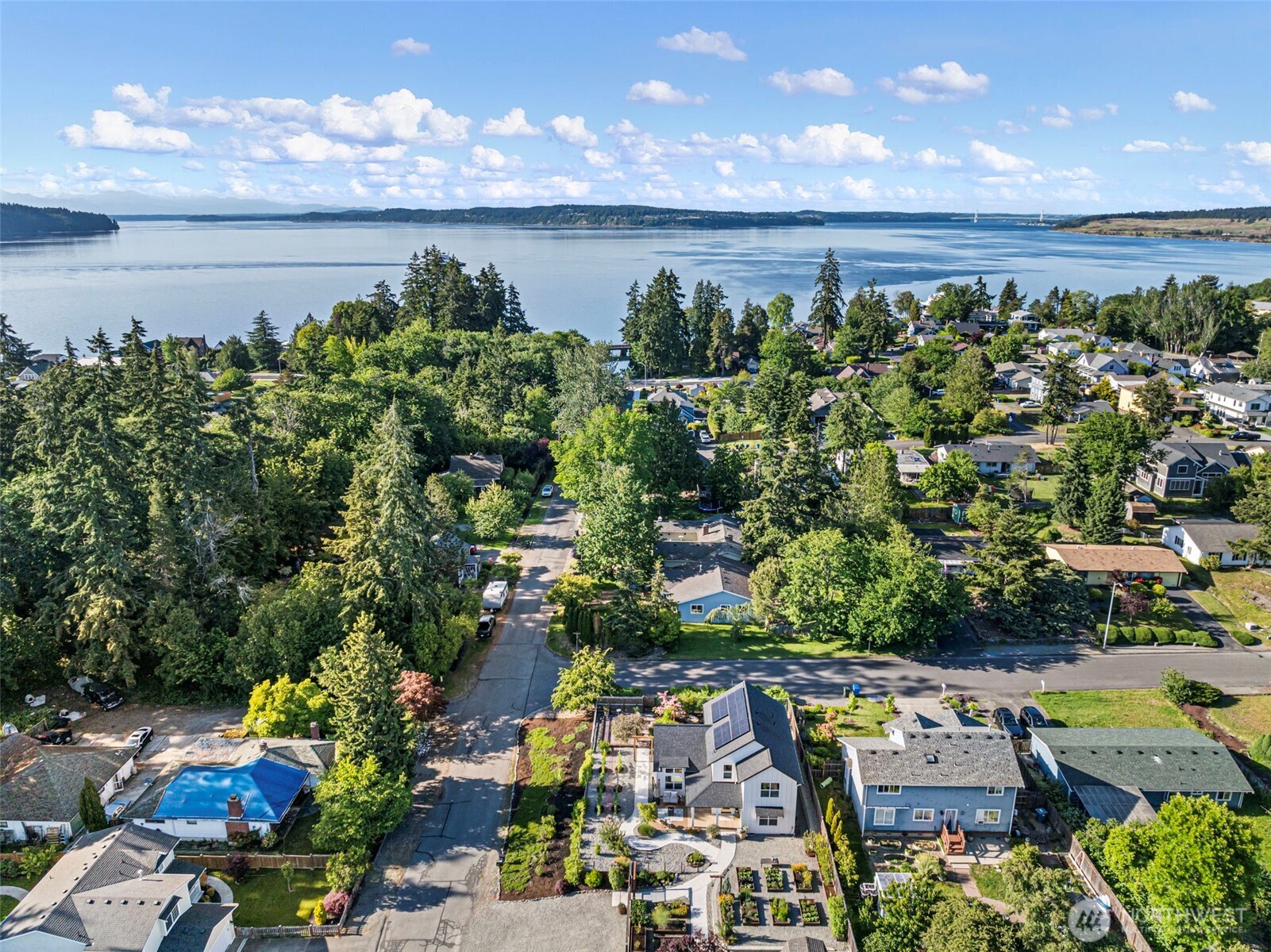 503 5th Street Steilacoom WA 98388