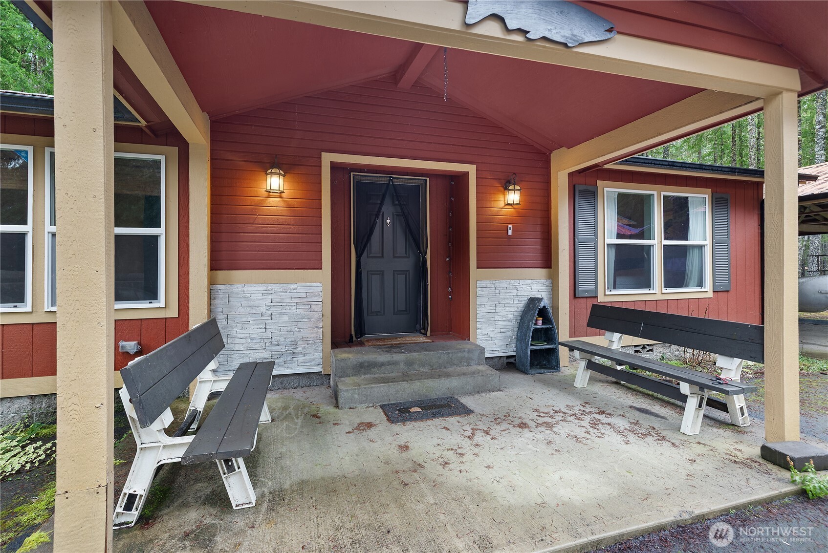 20 N Olympic Court Hoodsport WA 98548