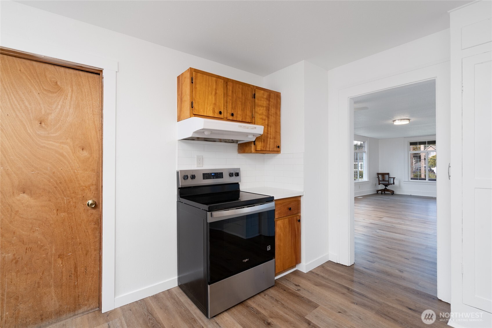 1016 E Orange Avenue Burlington WA 98233