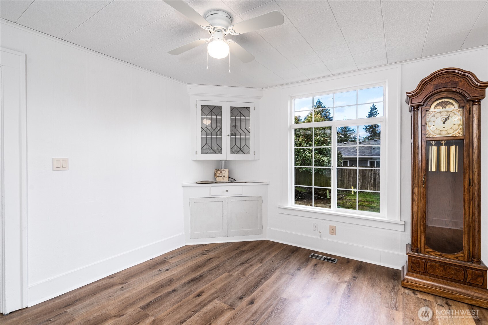 1016 E Orange Avenue Burlington WA 98233