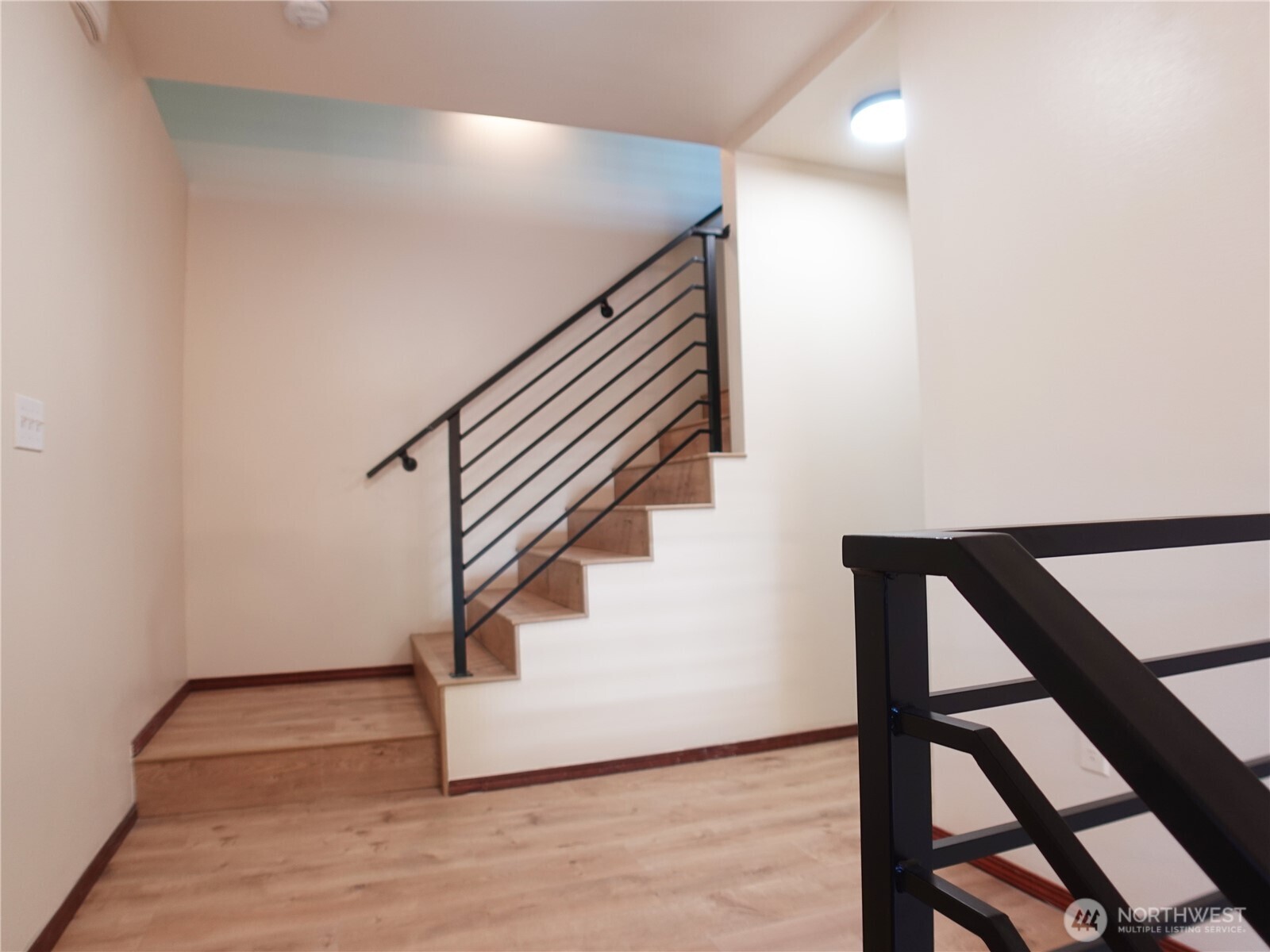 5451 32nd Avenue SW Seattle WA 98126