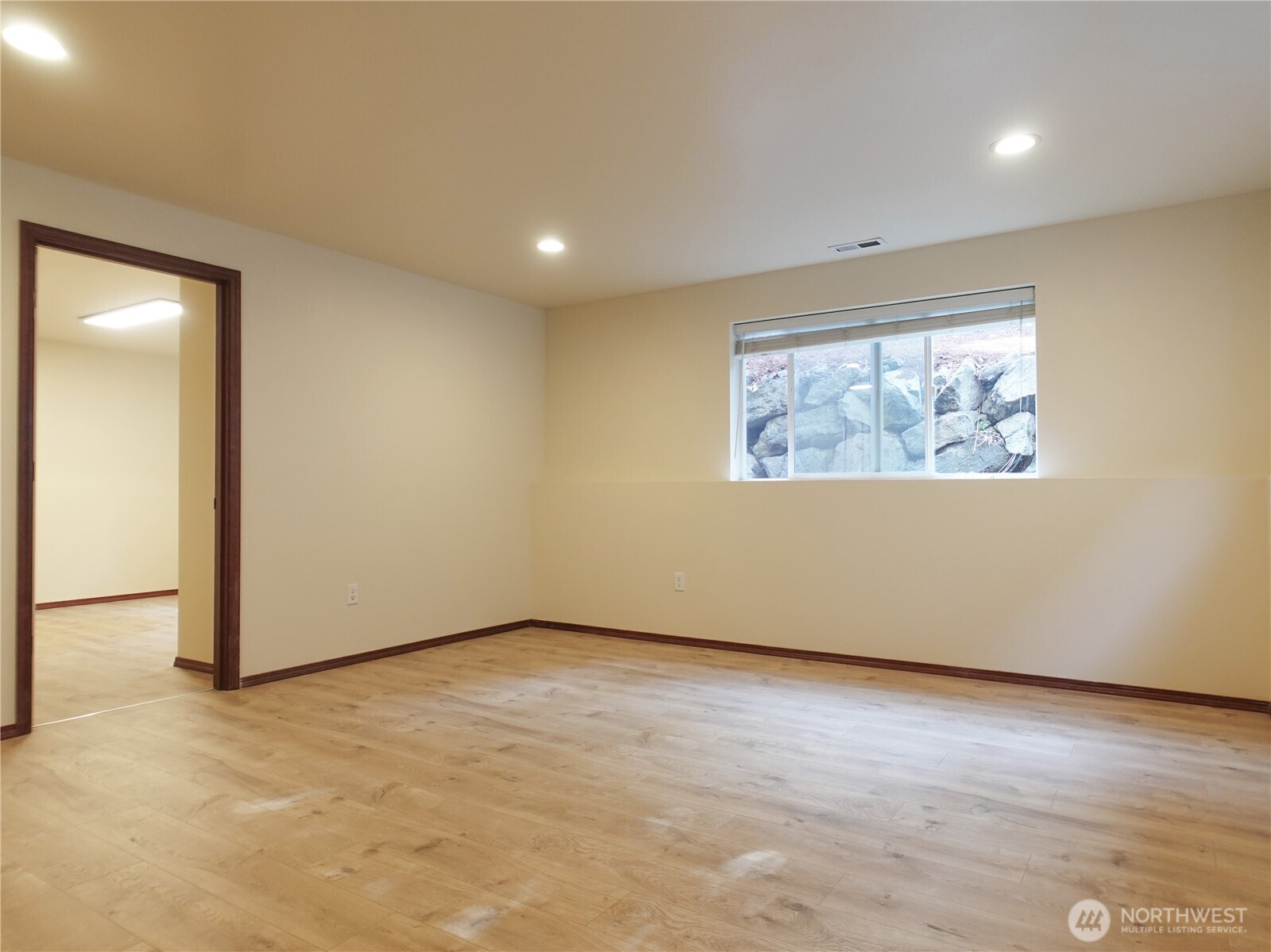5451 32nd Avenue SW Seattle WA 98126