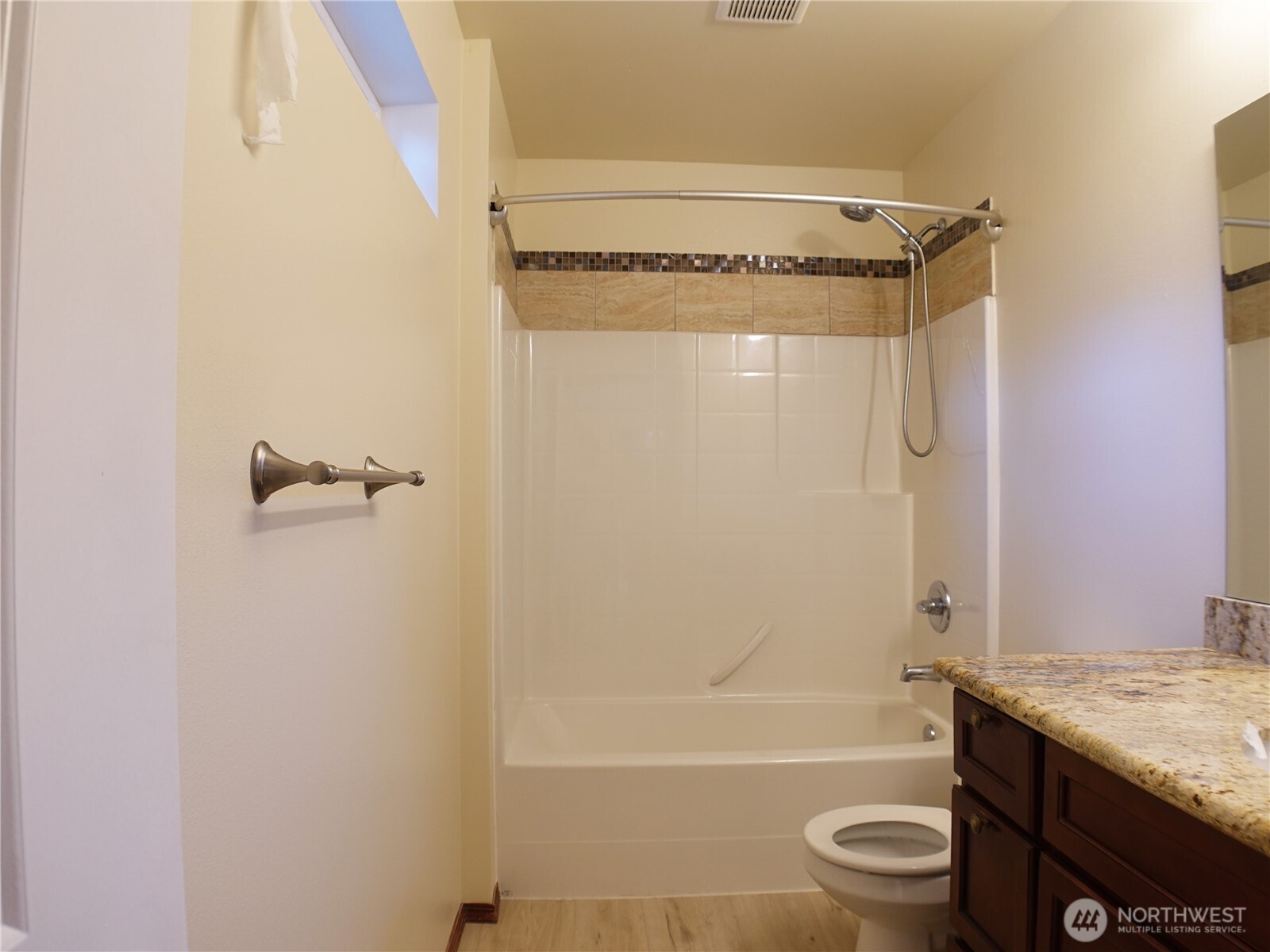 5451 32nd Avenue SW Seattle WA 98126