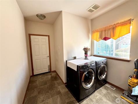 1612 Holbrook Avenue Everett WA 98203