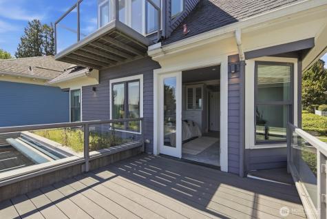 1618 37th Avenue Seattle WA 98122