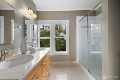 1618 37th Avenue Seattle WA 98122