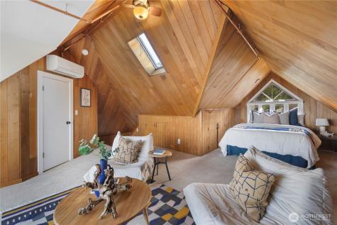 1618 37th Avenue Seattle WA 98122