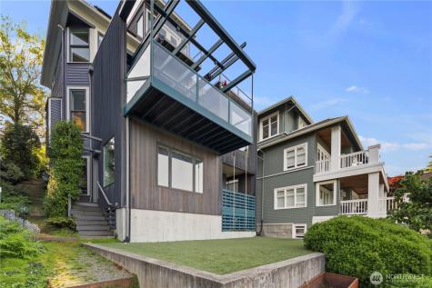 1618 37th Avenue Seattle WA 98122