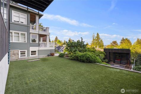 1618 37th Avenue Seattle WA 98122