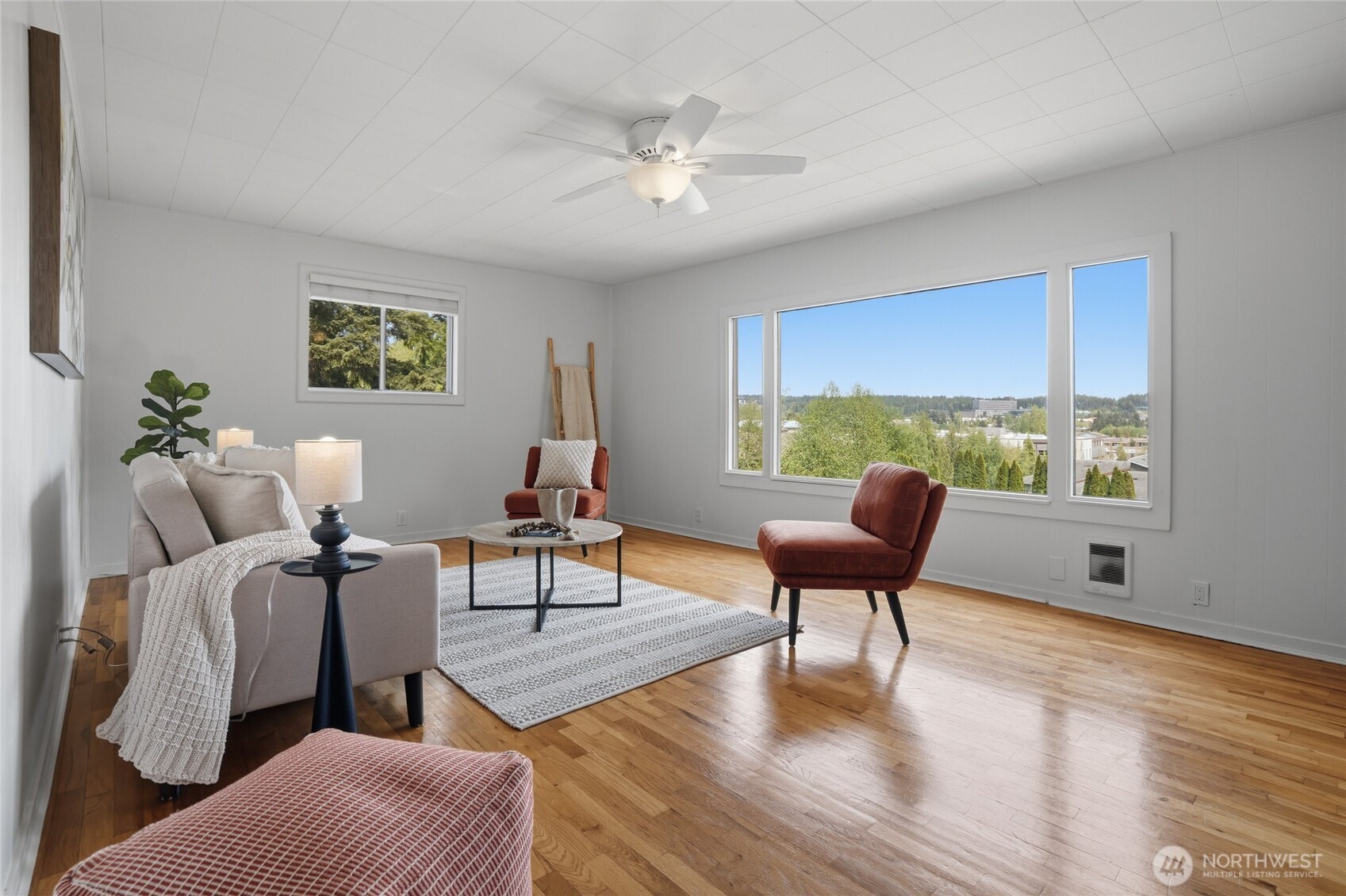 3604 Dahl Road NW Silverdale WA 98383