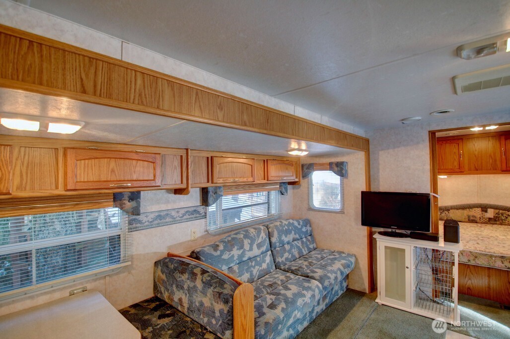 291 Schinn Canyon Drive Deming WA 98244