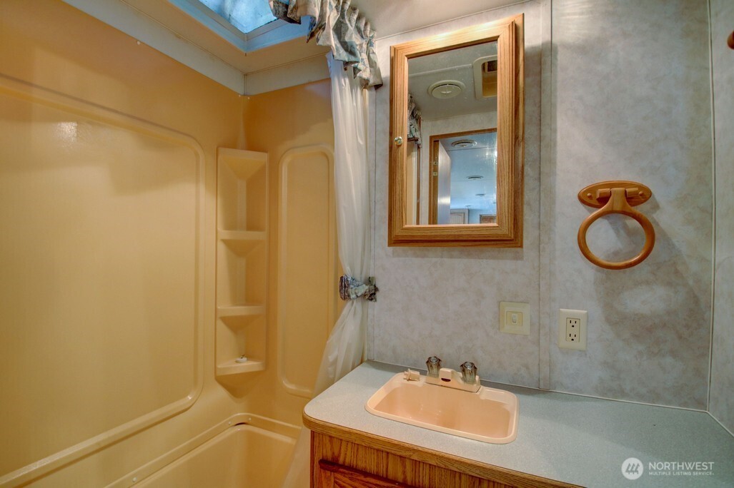 291 Schinn Canyon Drive Deming WA 98244