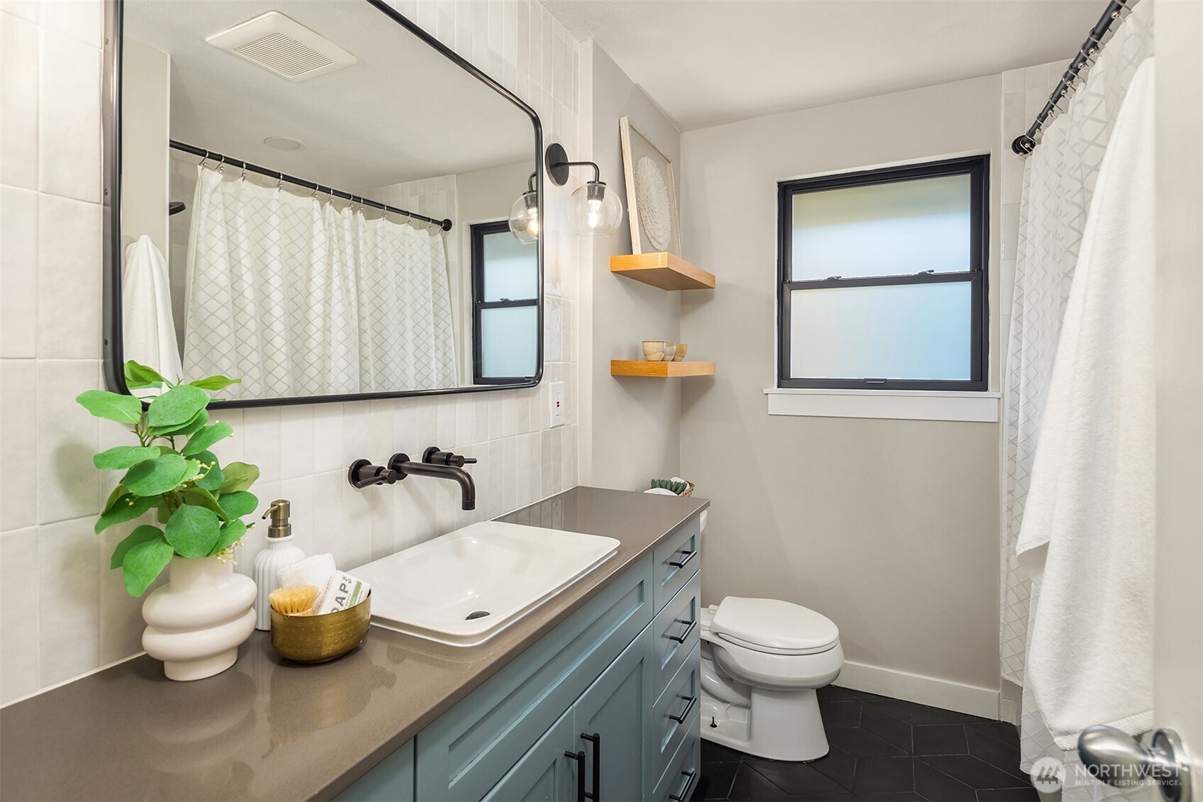 4306 29th Avenue W Seattle WA 98199
