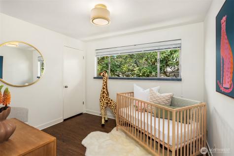 4306 29th Avenue W Seattle WA 98199