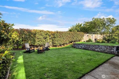 4306 29th Avenue W Seattle WA 98199