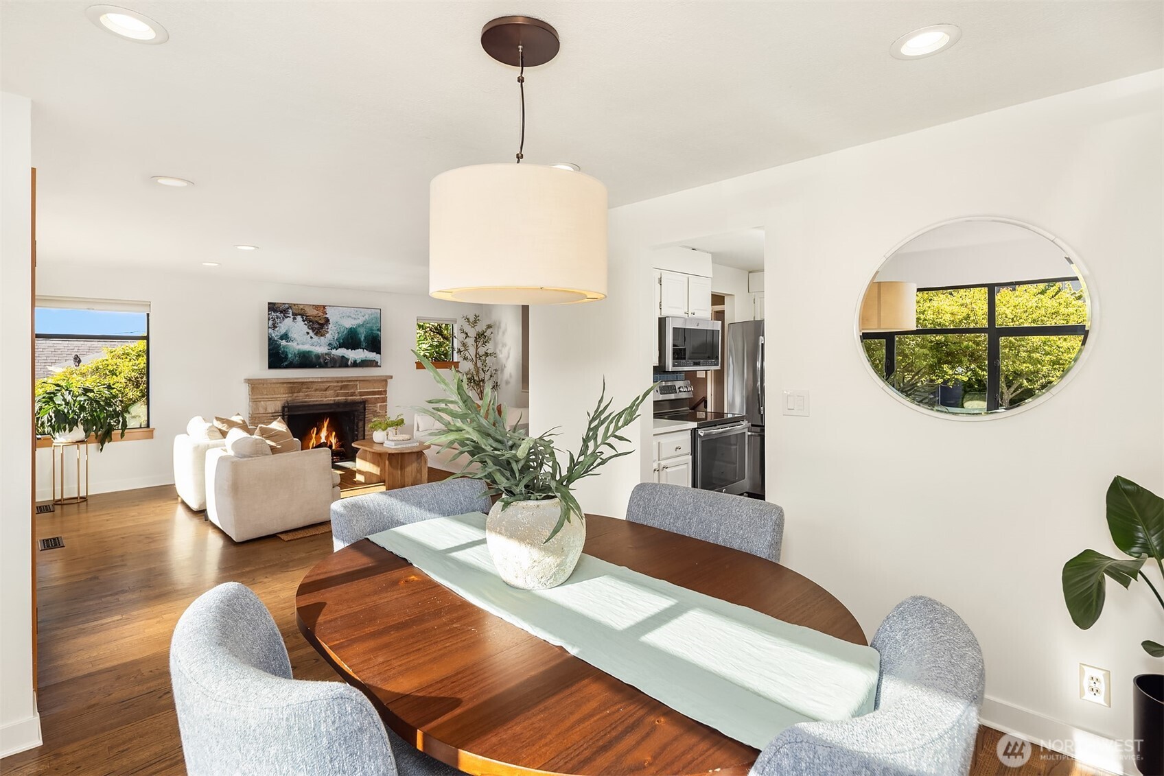 4306 29th Avenue W Seattle WA 98199