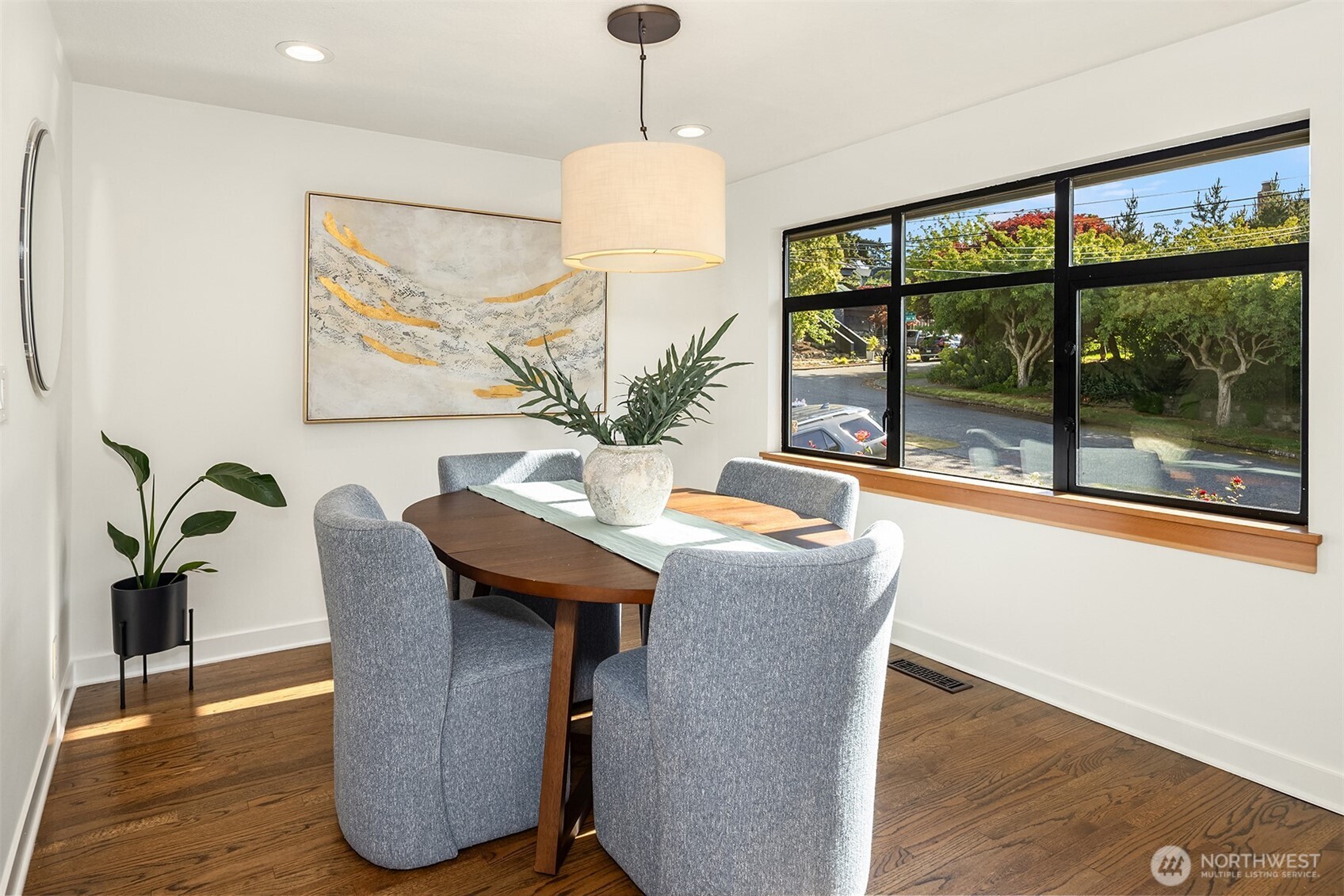 4306 29th Avenue W Seattle WA 98199
