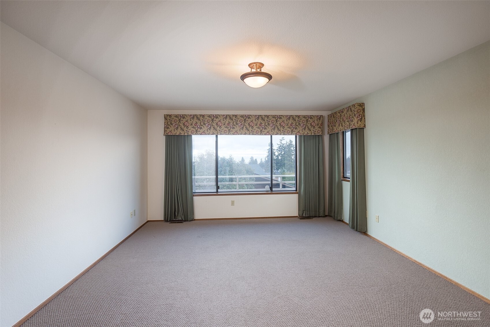 527 S Liberty Street Port Angeles WA 98362