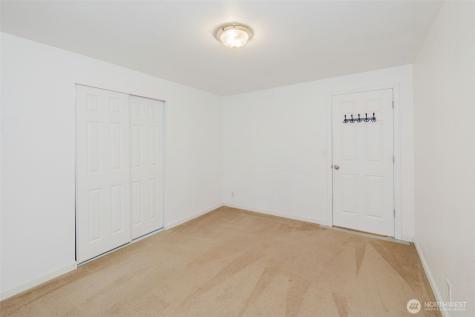 27299 Baywood Drive NE Kingston WA 98346