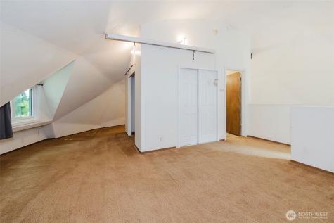 27299 Baywood Drive NE Kingston WA 98346