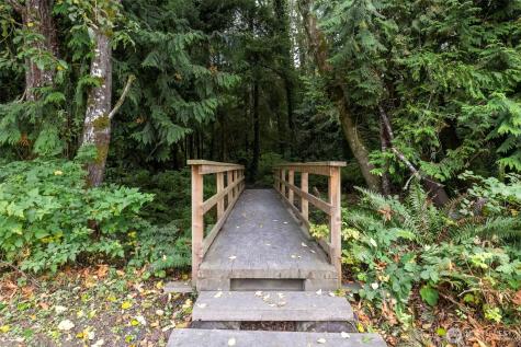 27299 Baywood Drive NE Kingston WA 98346