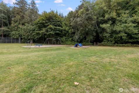 27299 Baywood Drive NE Kingston WA 98346