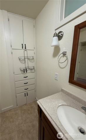 1019 Duryea Street Raymond WA 98577