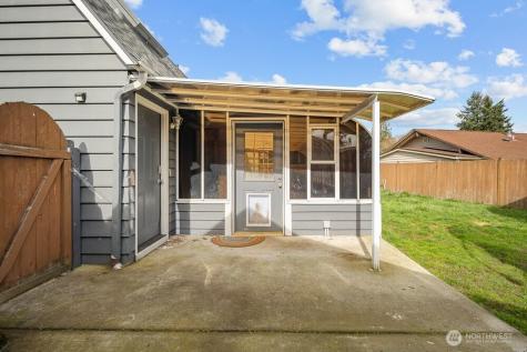 2228 192nd Place SW Lynnwood WA 98036