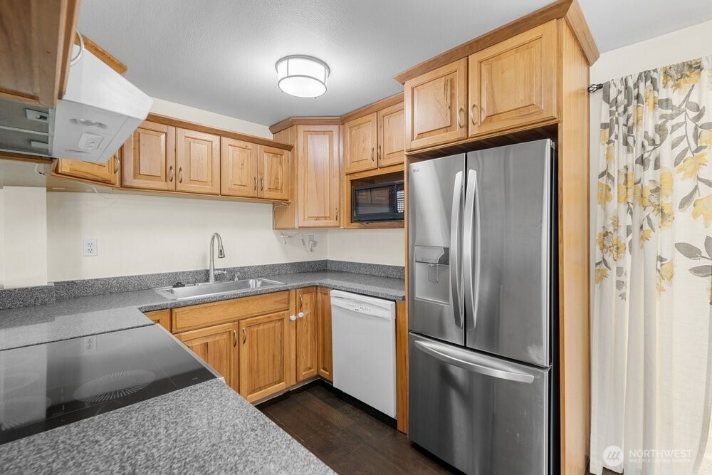 2228 192nd Place SW Lynnwood WA 98036
