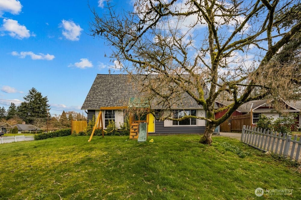 2228 192nd Place SW Lynnwood WA 98036