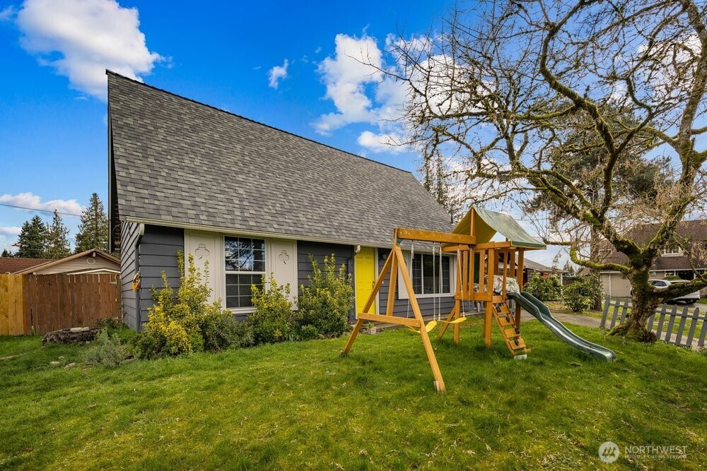 2228 192nd Place SW Lynnwood WA 98036