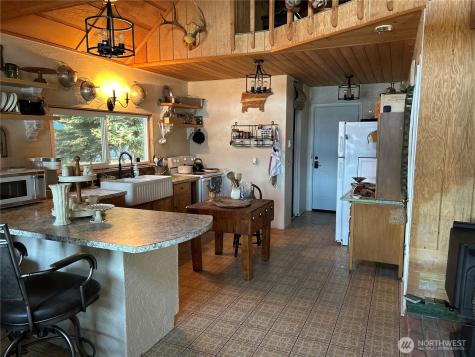 5 Moore Riverside WA 98840