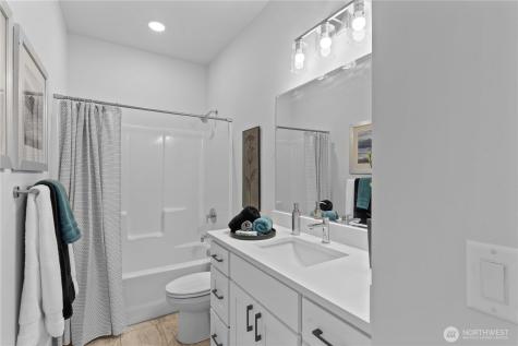 1030 Finch Lane Wenatchee WA 98801