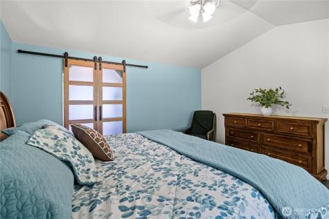 10357 Wilkes Court NW Silverdale WA 98383