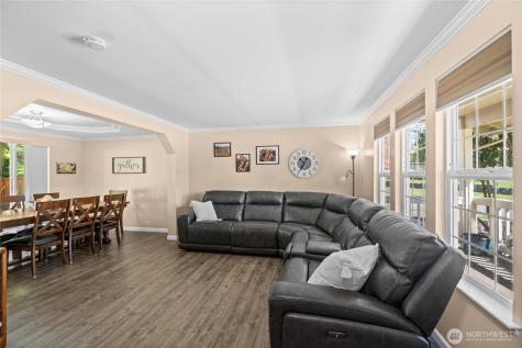 10357 Wilkes Court NW Silverdale WA 98383