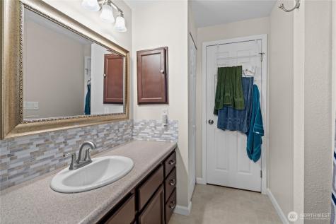 10357 Wilkes Court NW Silverdale WA 98383