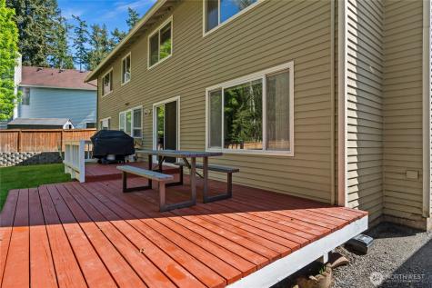 10357 Wilkes Court NW Silverdale WA 98383