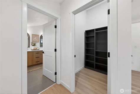 8510 15th Avenue NE Seattle WA 98115