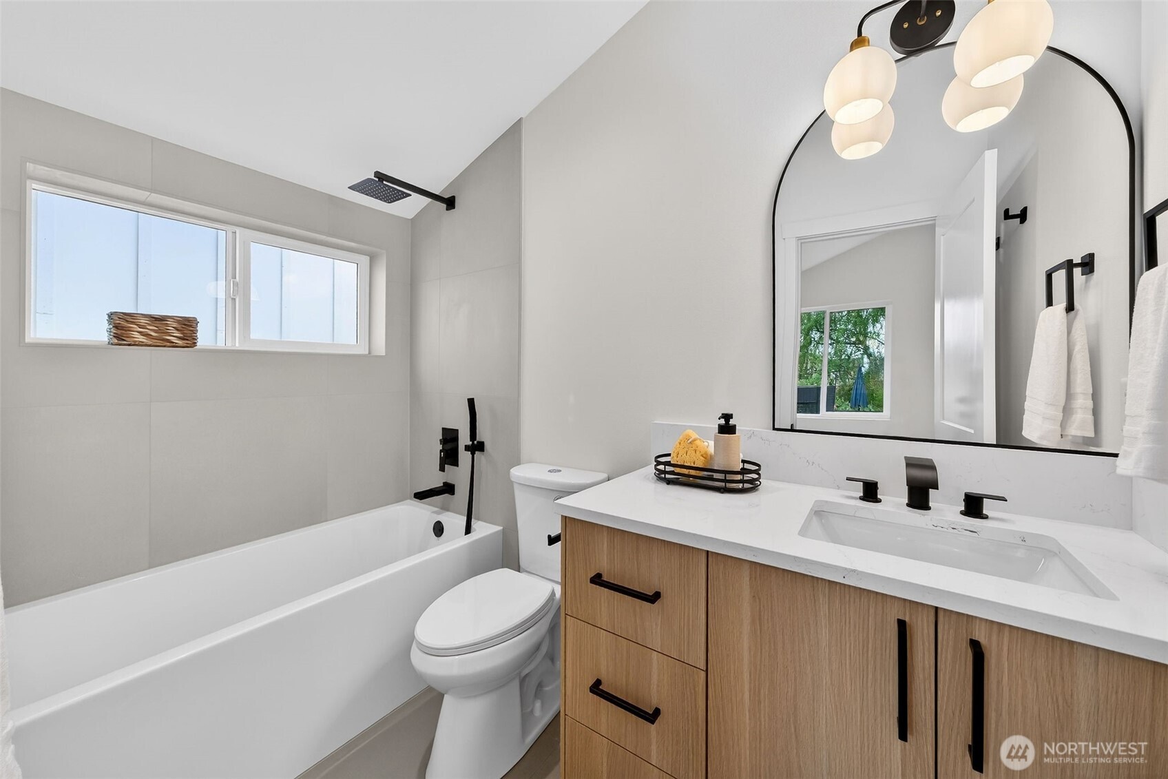 8510 15th Avenue NE Seattle WA 98115