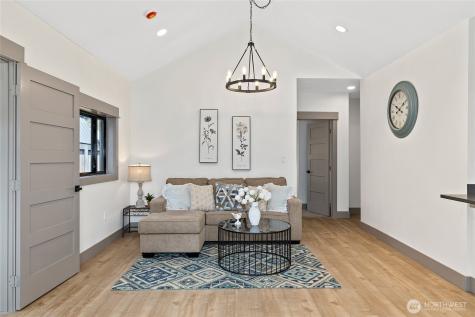 70 Gobblers Knob Cle Elum WA 98922